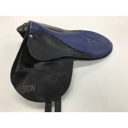 [:fr]Selle de course obstacle modèle USA poches à plombs[:en]USA national hunt racing saddle with lead pockets[:]